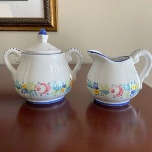 William-Sonoma Mari Floral Hand-Painted in Italy Sugar Bowl and Creamer Set